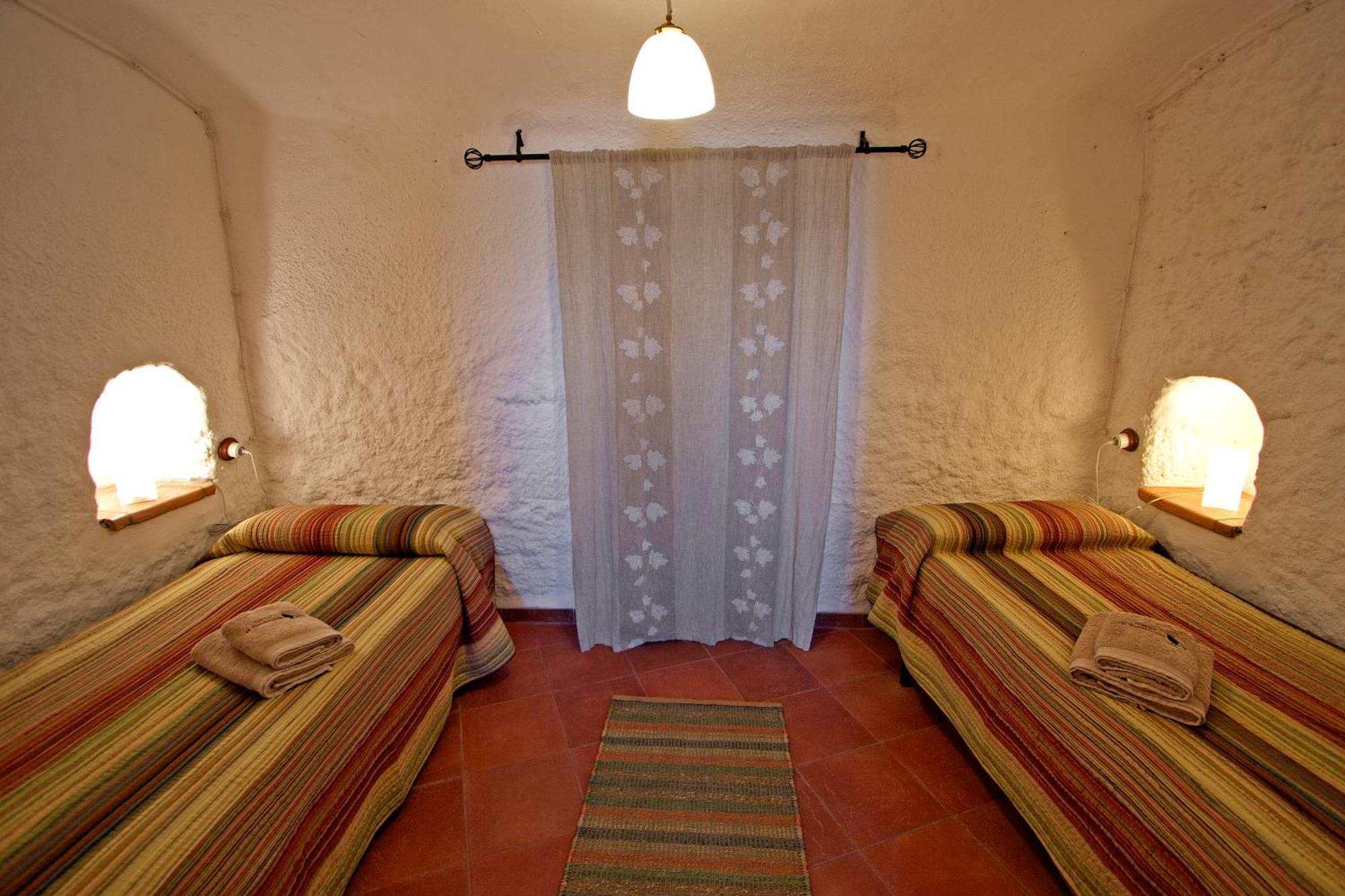 Cuevas El Torriblanco Guest House Gorafe ภายนอก รูปภาพ
