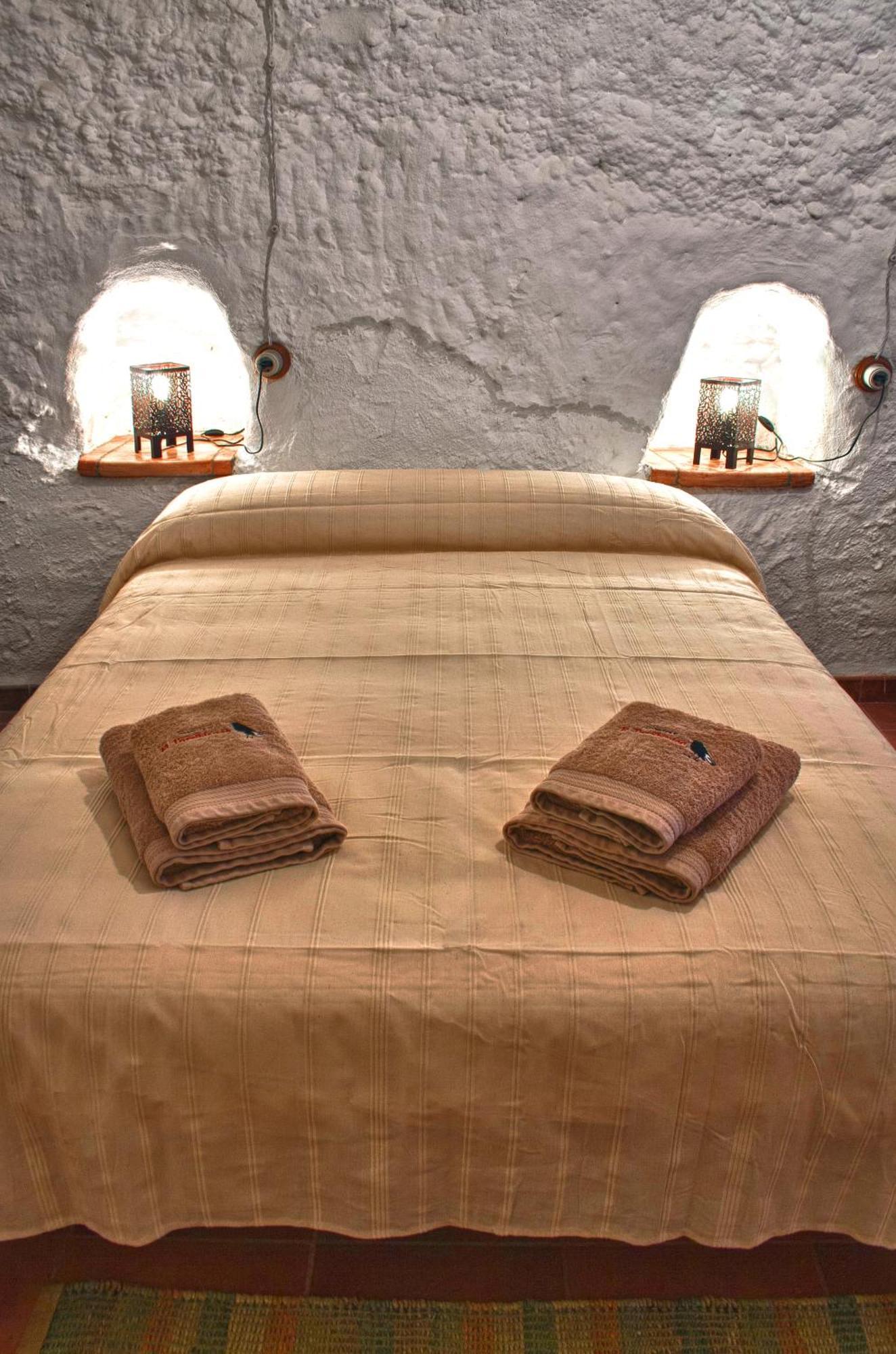 Cuevas El Torriblanco Guest House Gorafe ภายนอก รูปภาพ